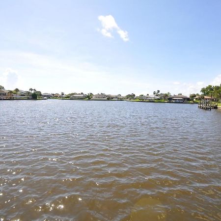 Sunset Bay Beautiful Pool Home - Bring Your Boat Or Jet Ski - Canal With Dock- Sleeps 10 - 4 Bd Palm Coast Exterior photo