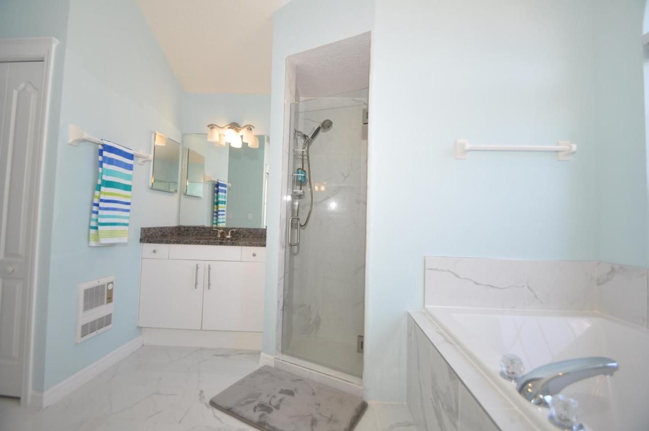 Sunset Bay Beautiful Pool Home - Bring Your Boat Or Jet Ski - Canal With Dock- Sleeps 10 - 4 Bd Palm Coast Exterior photo